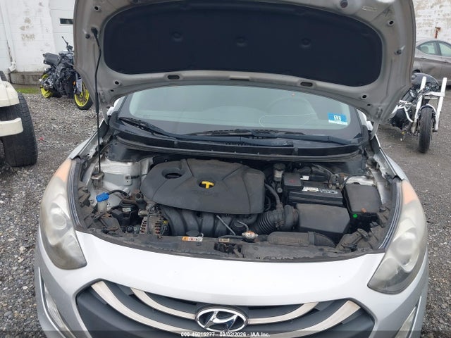 2014 Hyundai Elantra Gt მანქანა იყიდება აუქციონზე, vin: KMHD35LH4EU208319, აუქციონის ნომერი: 46016277