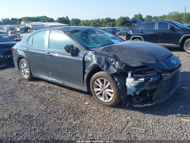 46016305 :رقم المزاد ، 4T1DAACK6SU006877 vin ، 2025 Toyota Camry Le مزاد بيع