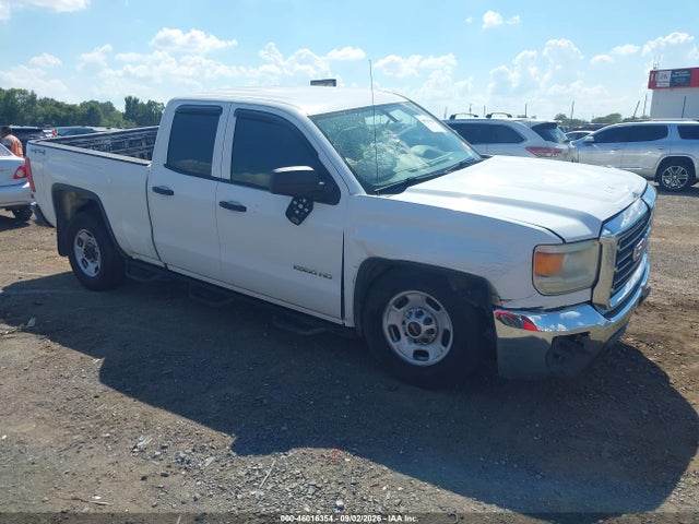 46016354 :رقم المزاد ، 1GT22XEG9FZ517500 vin ، 2015 Gmc Sierra K2500 Heavy Duty مزاد بيع