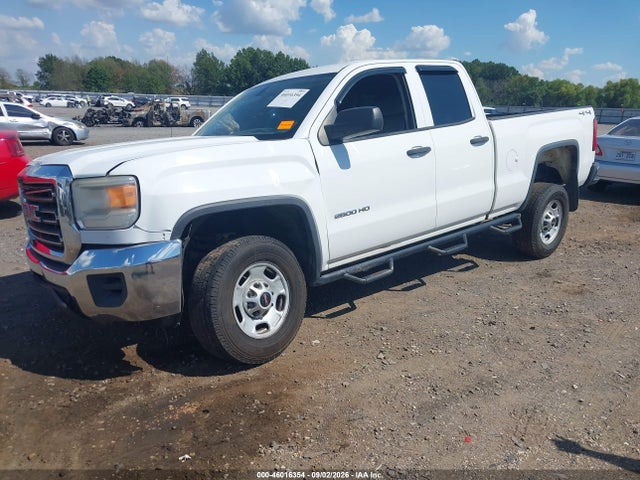 46016354 :رقم المزاد ، 1GT22XEG9FZ517500 vin ، 2015 Gmc Sierra K2500 Heavy Duty مزاد بيع