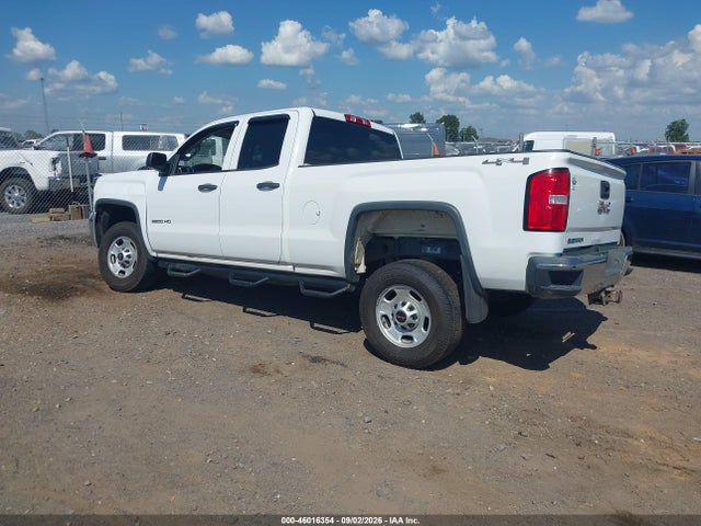 46016354 :رقم المزاد ، 1GT22XEG9FZ517500 vin ، 2015 Gmc Sierra K2500 Heavy Duty مزاد بيع