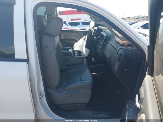 46016354 :رقم المزاد ، 1GT22XEG9FZ517500 vin ، 2015 Gmc Sierra K2500 Heavy Duty مزاد بيع