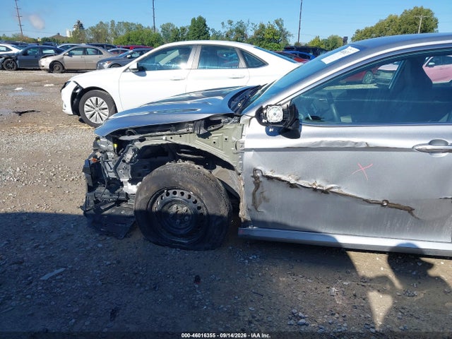 Продаж на аукціоні авто 2020 Toyota Camry Le Hybrid, vin: 4T1C31AK9LU532950, номер лоту: 46016355