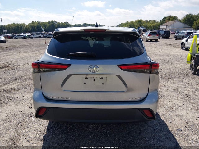 46016367 :رقم المزاد ، 5TDBZRBH4NS568603 vin ، 2022 Toyota Highlander Le مزاد بيع