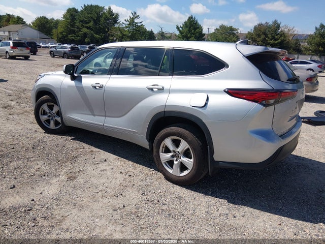 46016367 :رقم المزاد ، 5TDBZRBH4NS568603 vin ، 2022 Toyota Highlander Le مزاد بيع