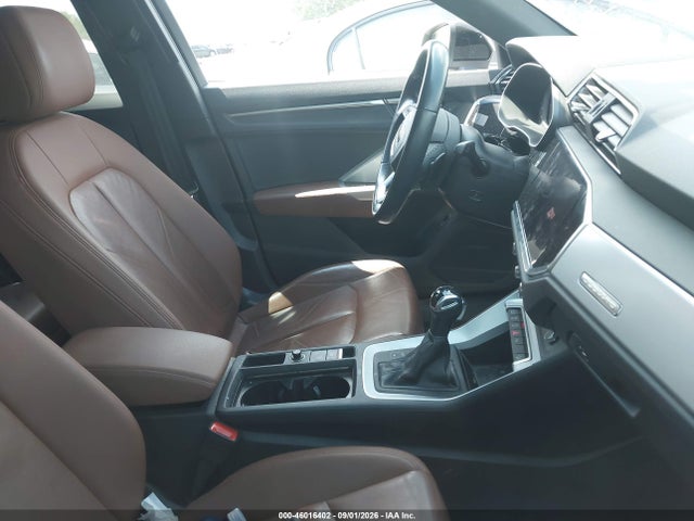 46016402 :رقم المزاد ، WA1DECF36M1114732 vin ، 2021 Audi Q3 Premium 45 Tfsi S Line Quattro Tiptronic مزاد بيع