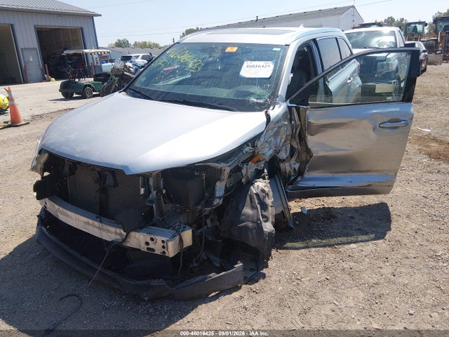 Продаж на аукціоні авто 2018 Toyota Highlander Xle, vin: 5TDJZRFH2JS808991, номер лоту: 46016425