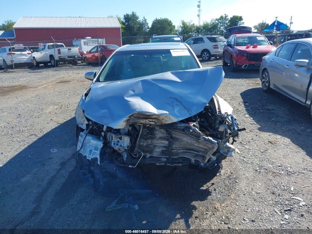 46016457 :رقم المزاد ، 4T1BF1FK7FU926415 vin ، 2015 Toyota Camry Xle مزاد بيع