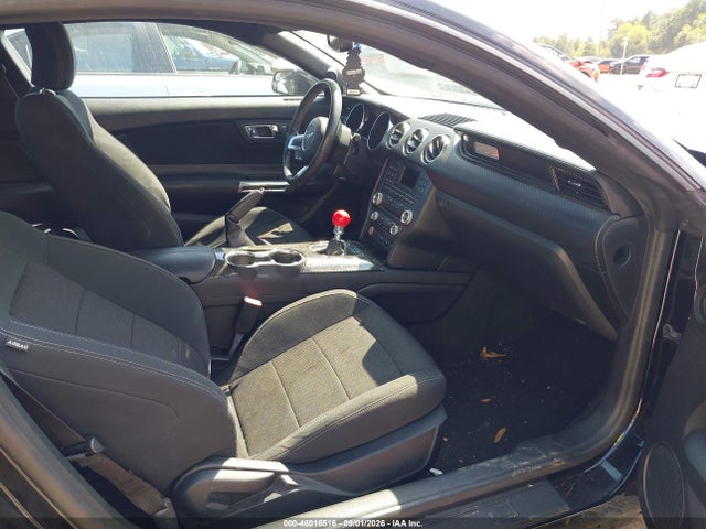 2017 Ford Mustang V6 მანქანა იყიდება აუქციონზე, vin: 1FA6P8AM0H5301619, აუქციონის ნომერი: 46016516
