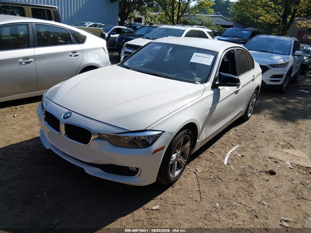 46016651 :رقم المزاد ، WBA3B1C58EK130976 vin ، 2014 Bmw 320i مزاد بيع