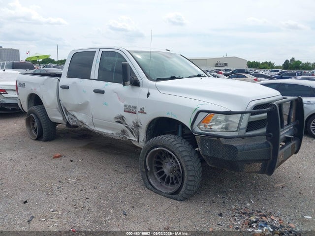 RAM 2500 Tradesman 4x4 6'4 Box 2018 3C6UR5CL7JG190880 main image