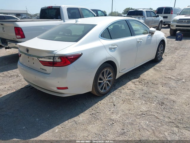 46016692 :رقم المزاد ، JTHBW1GG5H2149356 vin ، 2017 Lexus Es 300h مزاد بيع