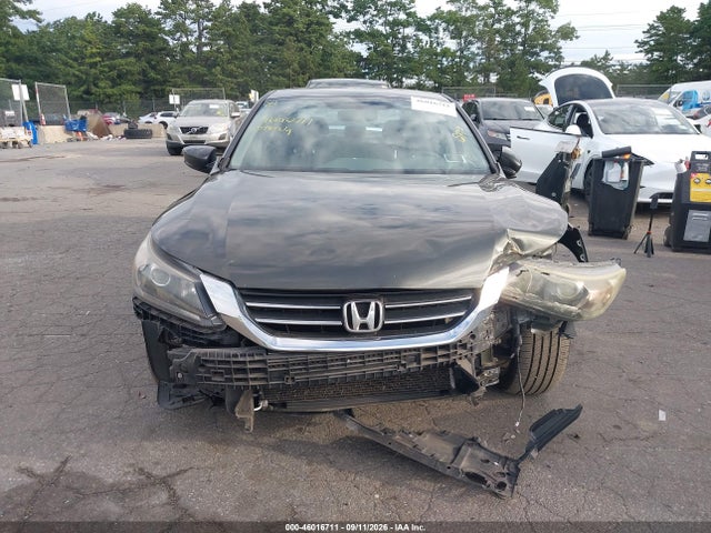 46016711 :رقم المزاد ، 1HGCR2F51FA117964 vin ، 2015 Honda Accord Sport مزاد بيع