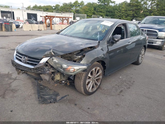 46016711 :رقم المزاد ، 1HGCR2F51FA117964 vin ، 2015 Honda Accord Sport مزاد بيع