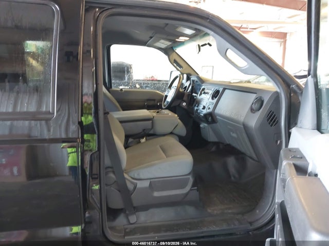 46016737 :رقم المزاد ، 1FT8W4DT0GEA39827 vin ، 2016 Ford F-450 Xl مزاد بيع