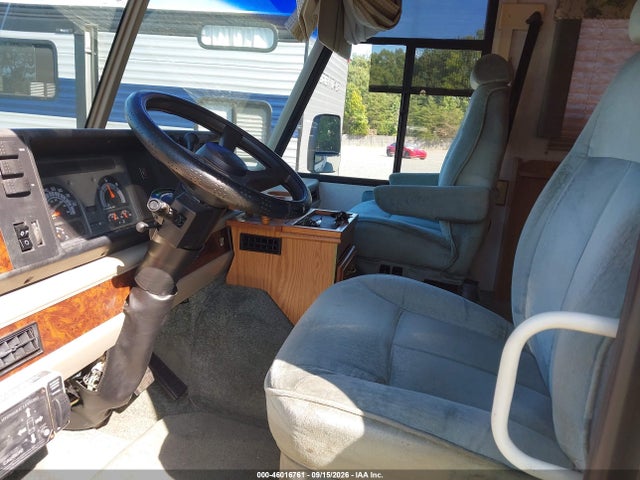1997 Chevrolet P30 მანქანა იყიდება აუქციონზე, vin: 1GBLP37J6V3307160, აუქციონის ნომერი: 46016761