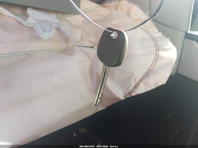 46016783 :رقم المزاد ، 4T1BF1FK8CU601123 vin ، 2012 Toyota Camry Le مزاد بيع