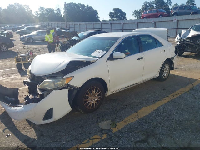 46016783 :رقم المزاد ، 4T1BF1FK8CU601123 vin ، 2012 Toyota Camry Le مزاد بيع