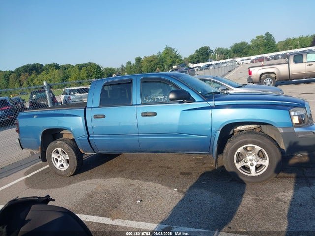 2005 Dodge Dakota Slt მანქანა იყიდება აუქციონზე, vin: 1D7HE48N15S363503, აუქციონის ნომერი: 46016793