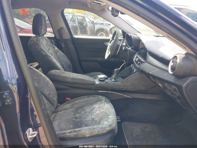 Продажа на аукционе авто 2017 Alfa Romeo Giulia Ti Rwd, vin: ZARFAECN0H7540436, номер лота: 46016801