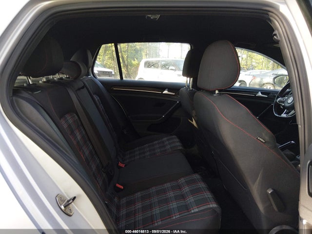 2015 Volkswagen Golf Gti 2.0t S 4-door მანქანა იყიდება აუქციონზე, vin: 3VW4T7AU6FM031937, აუქციონის ნომერი: 46016813