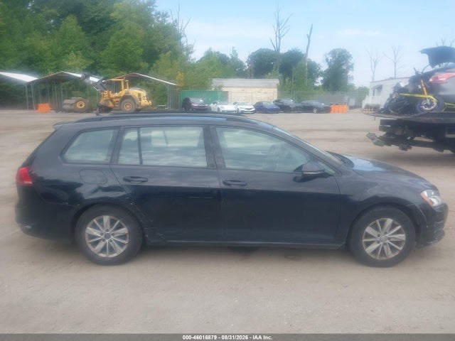 46016879 :رقم المزاد ، 3VWA17AUXHM502080 vin ، 2017 Volkswagen Golf Sportwagen Tsi S مزاد بيع