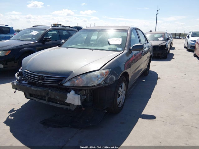 2006 Toyota Camry Le მანქანა იყიდება აუქციონზე, vin: 4T1BE32K36U729956, აუქციონის ნომერი: 46016896