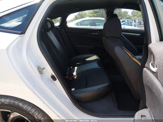 46016961 :رقم المزاد ، 19XFC2E82LE022735 vin ، 2020 Honda Civic Sport مزاد بيع