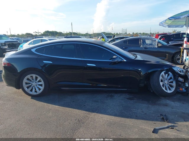 Tesla Model S 100d/60d/75d/90d/p100d 2017 5YJSA1E25HF193507 Image 11