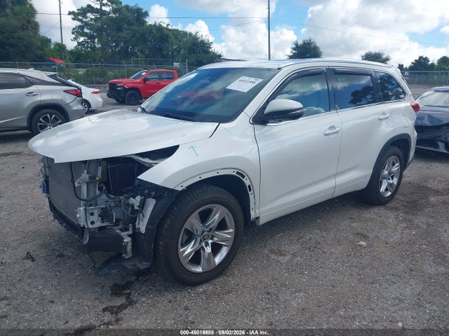 2018 Toyota Highlander Limited მანქანა იყიდება აუქციონზე, vin: 5TDYZRFH9JS264214, აუქციონის ნომერი: 46016988