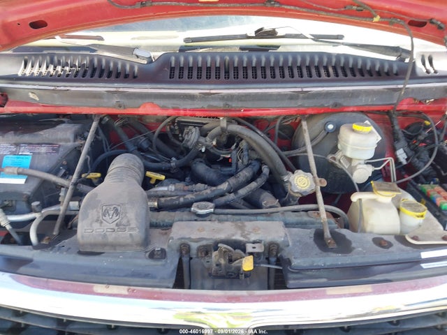 46016997 :رقم المزاد ، 2B6HB11Y0YK171952 vin ، 2000 Dodge Ram Van B1500 مزاد بيع