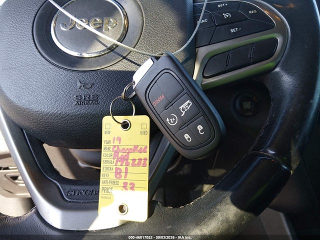 Продаж на аукціоні авто 2019 Jeep Cherokee Latitude Plus Fwd, vin: 1C4PJLLB4KD176233, номер лоту: 46017052