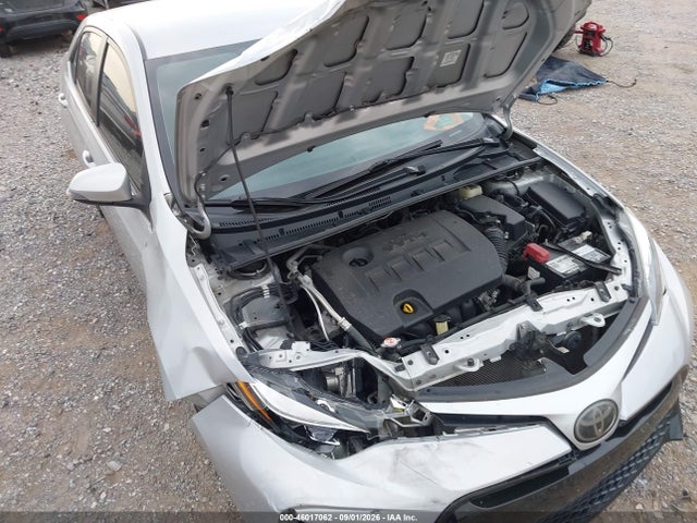 46017062 :رقم المزاد ، 5YFBURHE6JP815165 vin ، 2018 Toyota Corolla Se مزاد بيع