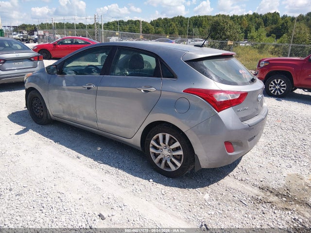 2016 Hyundai Elantra Gt მანქანა იყიდება აუქციონზე, vin: KMHD35LHXGU272111, აუქციონის ნომერი: 46017075