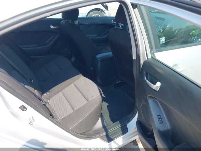 46017107 :رقم المزاد ، 3KPFK4A7XHE011484 vin ، 2017 Kia Forte Lx مزاد بيع