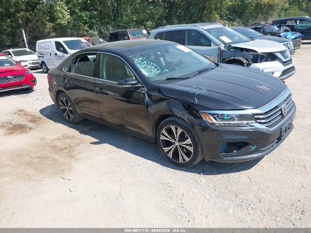 46017115 :رقم المزاد ، 1VWSA7A30MC015140 vin ، 2021 Volkswagen Passat 2.0t Se مزاد بيع
