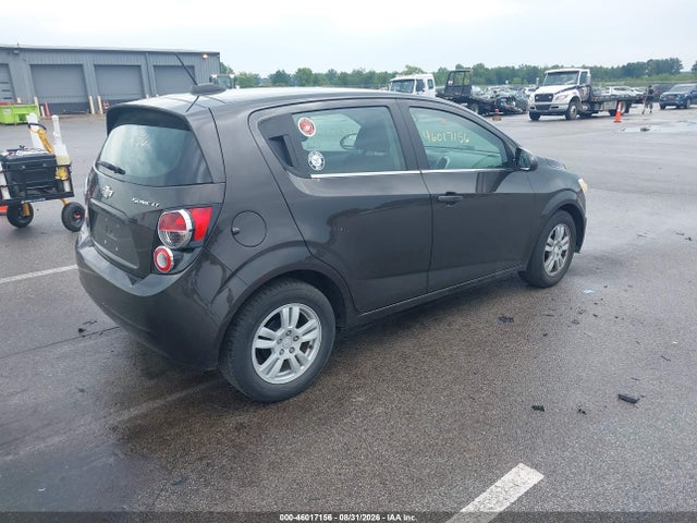Chevrolet Sonic Lt Auto 2016 1G1JC6SH1G4109595 Image 4