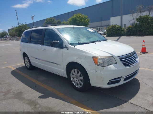 2014 Chrysler Town & Country Touring მანქანა იყიდება აუქციონზე, vin: 2C4RC1BG8ER336765, აუქციონის ნომერი: 46017180
