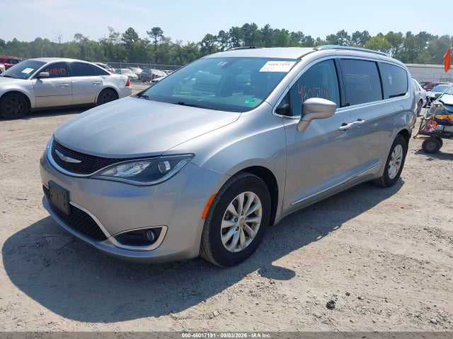 Продаж на аукціоні авто 2018 Chrysler Pacifica Touring L, vin: 2C4RC1BG9JR246759, номер лоту: 46017191
