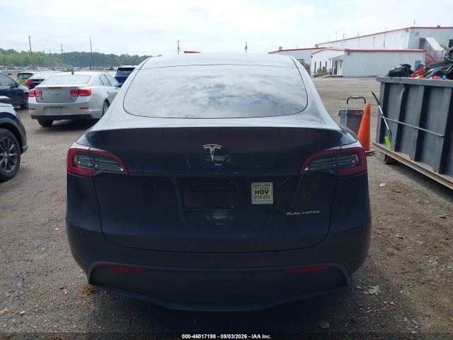 Продажа на аукционе авто 2024 Tesla Model Y Long Range Dual Motor All-wheel Drive, vin: 7SAYGDEE5RF158586, номер лота: 46017198