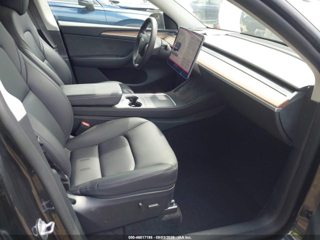 Продажа на аукционе авто 2024 Tesla Model Y Long Range Dual Motor All-wheel Drive, vin: 7SAYGDEE5RF158586, номер лота: 46017198