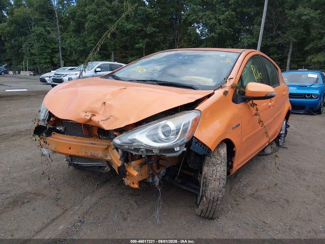 Продажа на аукционе авто 2015 Toyota Prius C Three, vin: JTDKDTB38F1087283, номер лота: 46017221