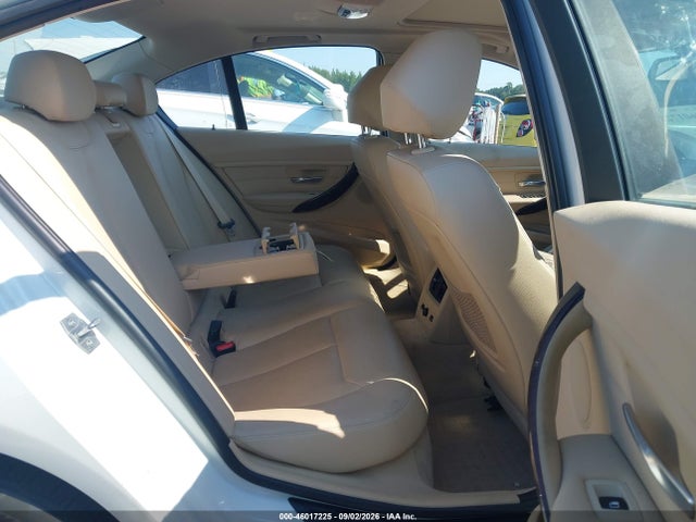 46017225 :رقم المزاد ، WBA3A5C54EP602149 vin ، 2014 Bmw 328i مزاد بيع