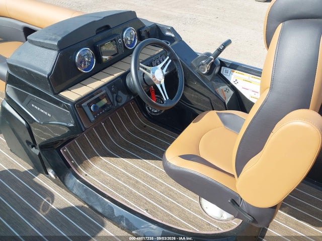 Premier Pontoon 2025 PMY15930D525 Image 13