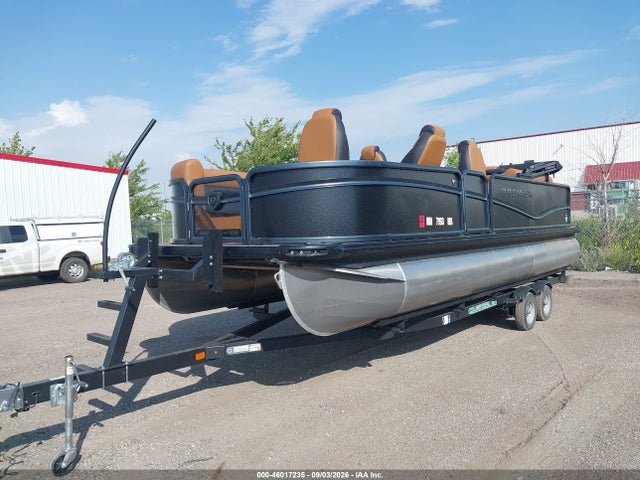 Premier Pontoon 2025 PMY15930D525 Image 2