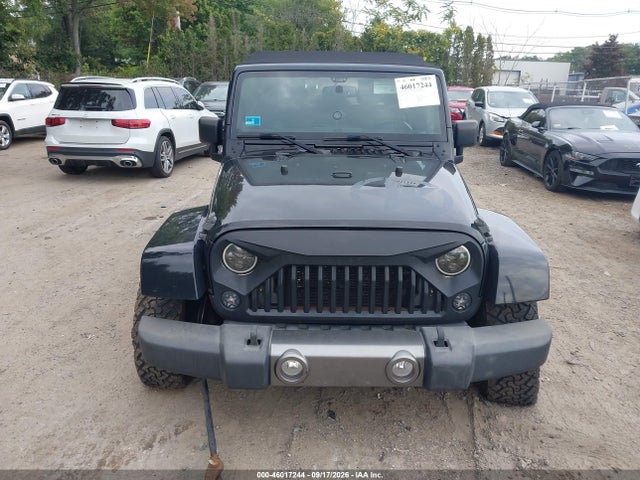 46017244 :رقم المزاد ، 1C4BJWDG4EL184297 vin ، 2014 Jeep Wrangler Unlimited Freedom Edition مزاد بيع