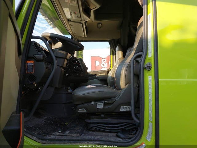 Продажа на аукционе авто 2024 Volvo Vnl, vin: 4V4NC9EH4RN661664, номер лота: 46017276