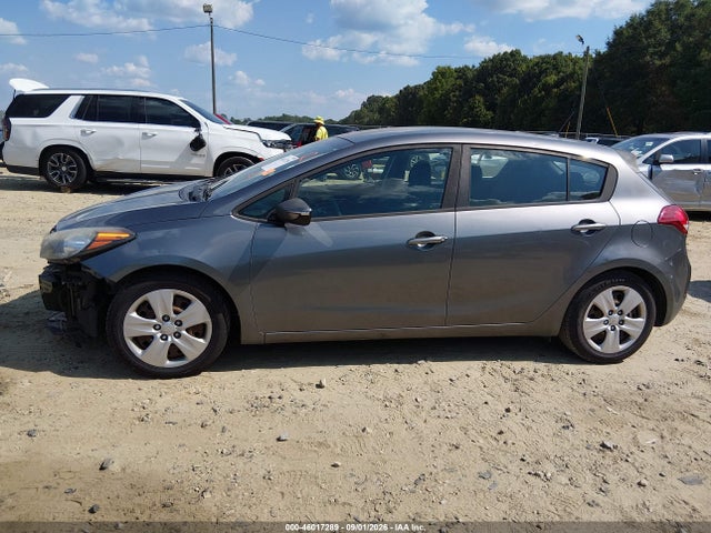 Продажа на аукционе авто 2016 Kia Forte Lx, vin: KNAFK5A81G5582710, номер лота: 46017289