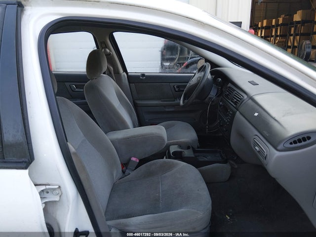 46017292 :رقم المزاد ، 1FAFP53U72A140809 vin ، 2002 Ford Taurus Se مزاد بيع