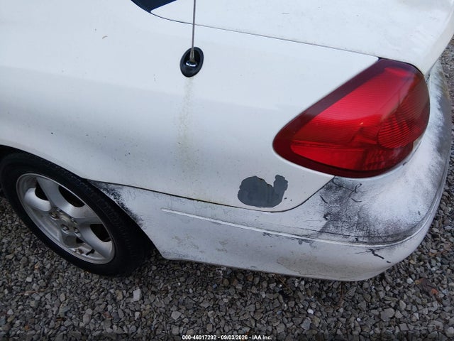 46017292 :رقم المزاد ، 1FAFP53U72A140809 vin ، 2002 Ford Taurus Se مزاد بيع